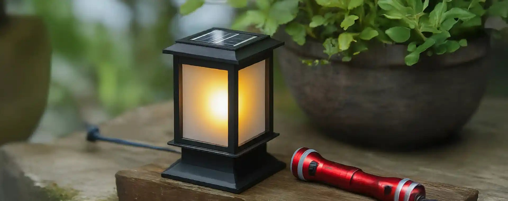 Solar Light and Solar Lights for Outdoor Lighting
